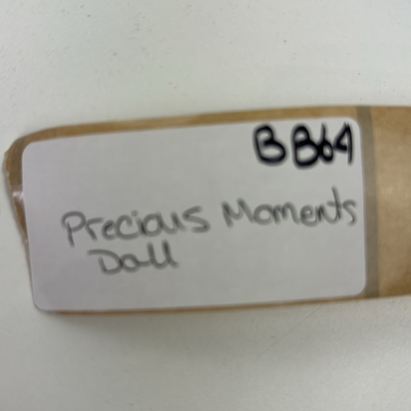 Vintage Precious Moments Collection Doll "Katie" - Picture 6 of 6